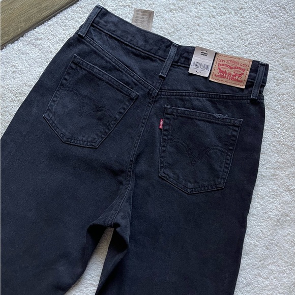 NWT Levi's High Waisted Mom Jeans Size 29/27 - Picture 5 of 12